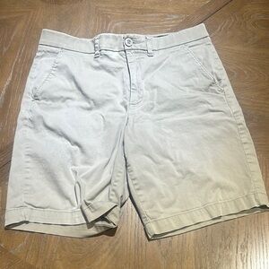 Men's Classic Tan Khaki Shorts